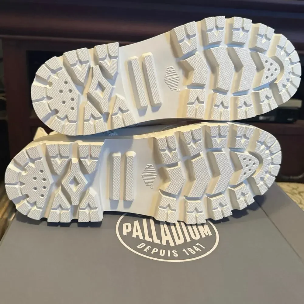 PALLADIUM Pallabase Twill in White, US Womens Size 11 / Euro Size 43 New in Box